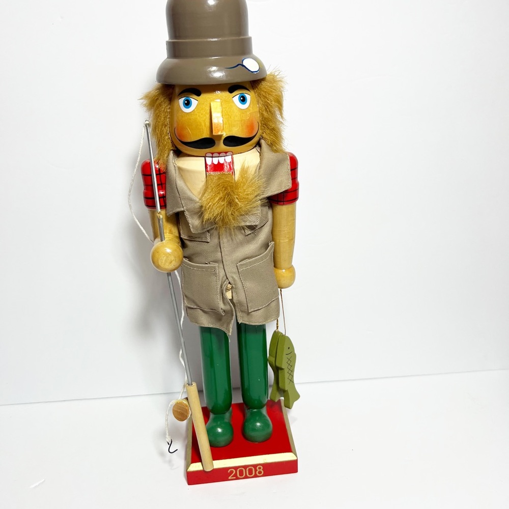 Vintage wooded nutcracker fisherman